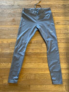 Nike Gray Performance High-Rise Leggings